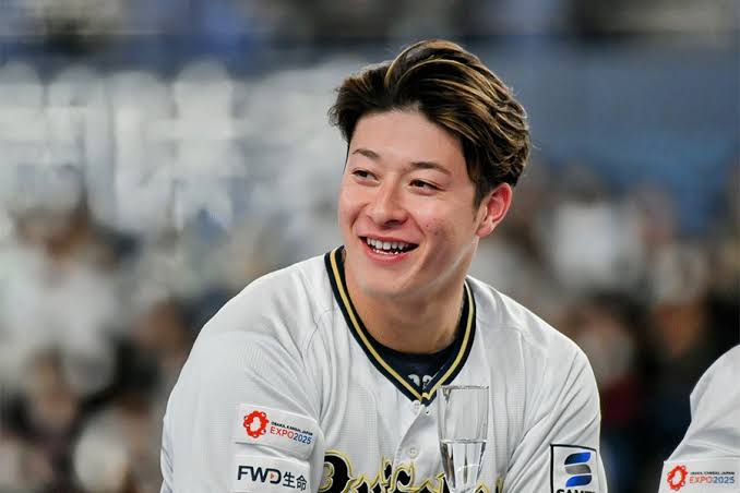 オリックス時代の兄の吉田輝星の写真