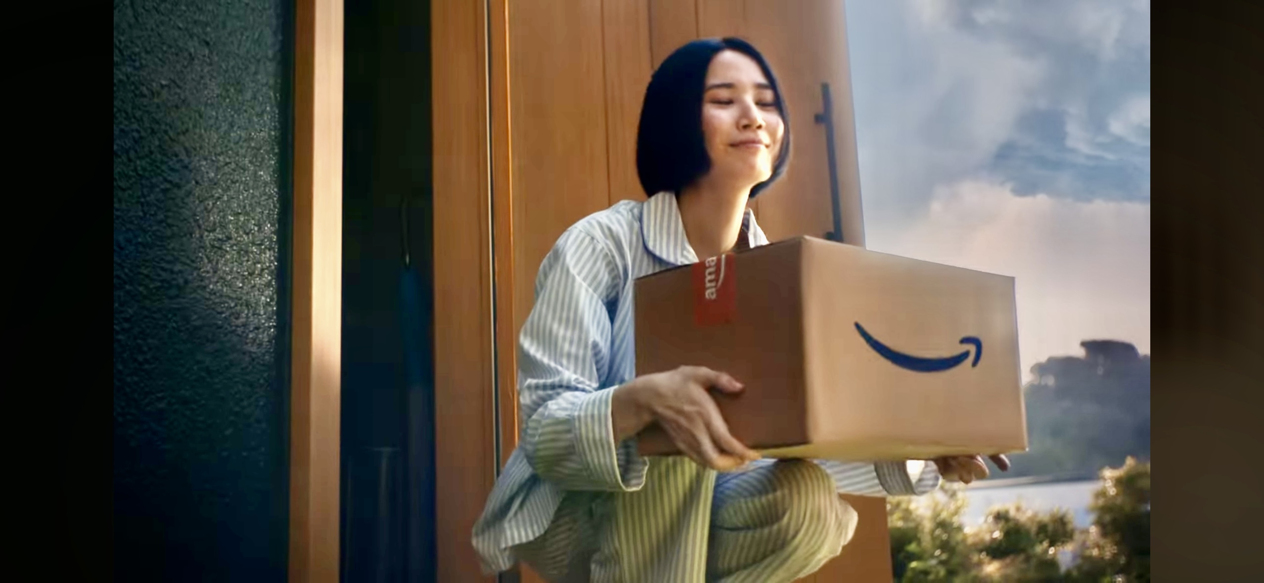 出典：AmazonのCM